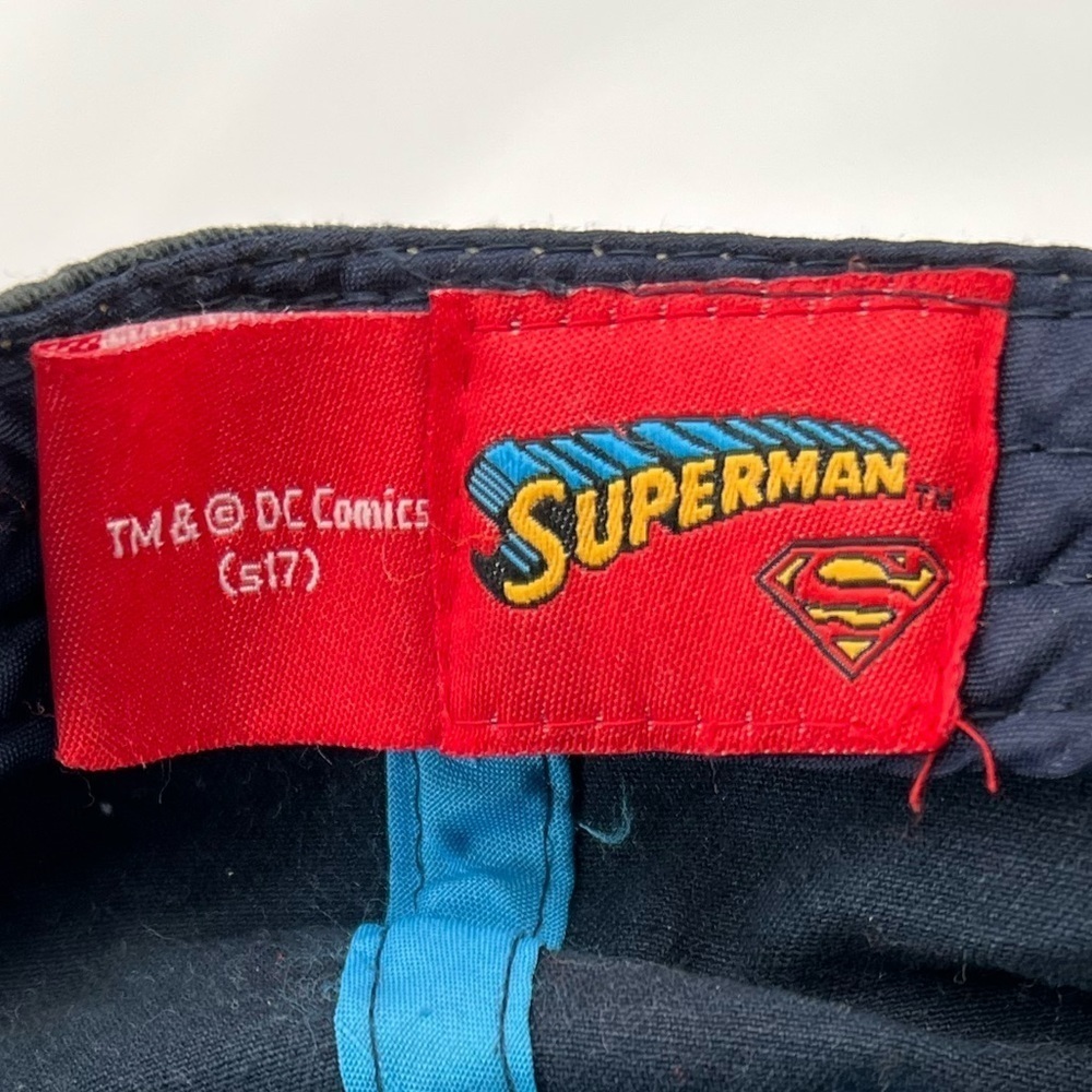 DC Comic SUPERMAN SnapBack Flat Bill Cap Size 17 - Picture 4 of 6